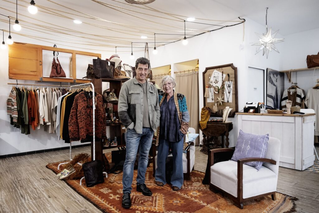 genocho e maría, no interior de souk concept. foto: iván barreiro