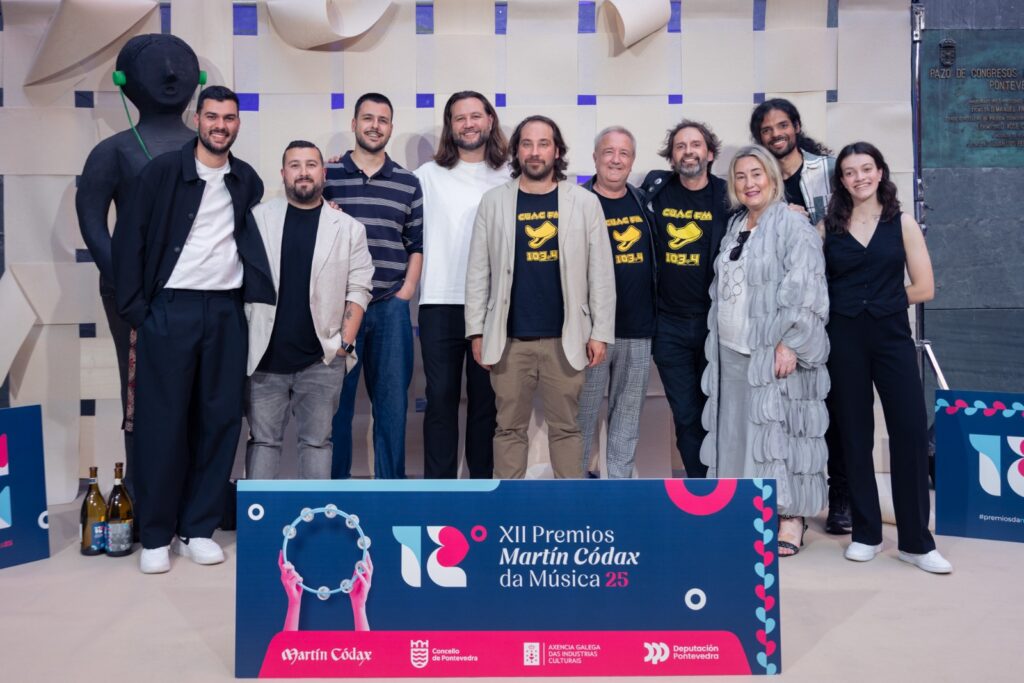 Os tres proxectos finalistas na categoría de Mellor Proxecto de comunicación e difusión musical: ‘Dando a lata’, ‘Recollendo músicas’ e ‘CUAC FM’. Foto: Pixelin.